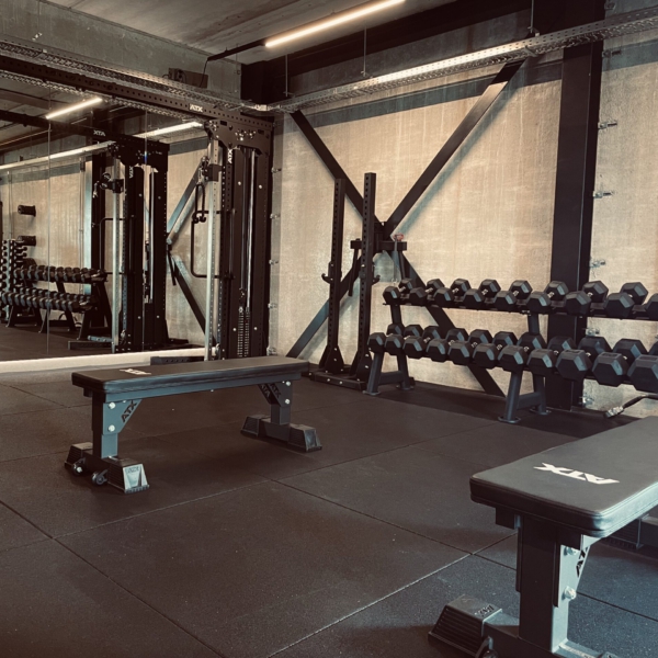GYM075_03