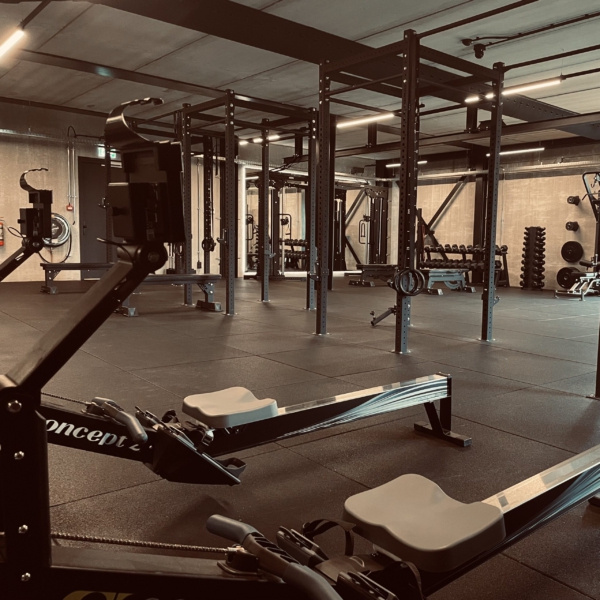 GYM075_08